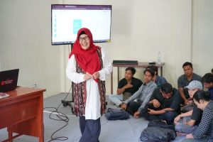 Bahas Kontrak Konstruksi, Wakil Ketua INTAKINDO Berikan Kuliah di Unigoro