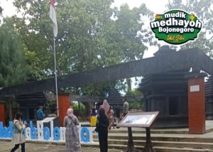 pengunjung-terus-meningkat-hari-ini-ada-jaranan-dan-campursari-di-water-park-dander-dan-kayangan-api-ayo-medhayoh-bojonegoro