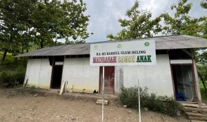 Gedung RA–MI Bahrul Ulum Deling