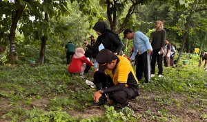 Polsek Bersama Koramil dan Pemerintah Kecamatan Sugihwaras Kerja Bhakti Masal