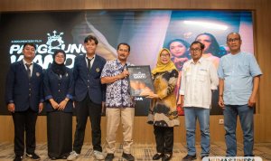 Hasil karya mahasiswa ini didedikasikan untuk menambah khasanah budaya Jawa Timur, disampaikan kepada RRI Surabaya.