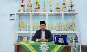 7f90143a-d752-45aa-befb-fec1cce58abe Miftachul Afif Abduh, M.Pd Kepal Sekolah SMP MBS Al Amin Religi Bojonegoro