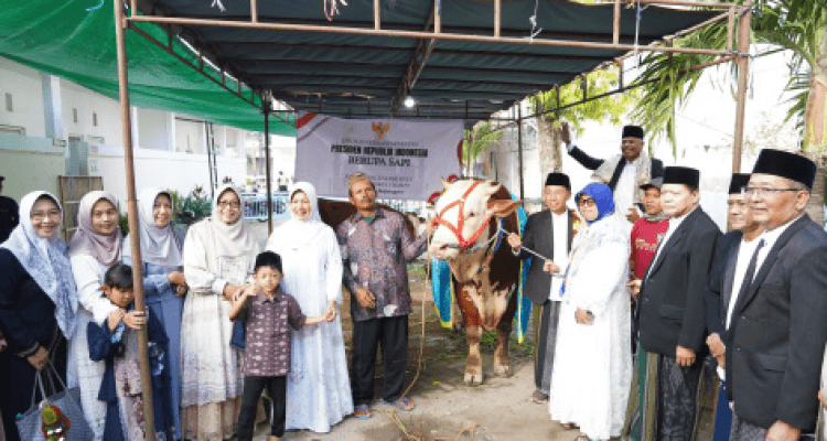 Di Momen Idul Adha 1447 H, Bupati Bojonegoro Ajak Masyarakat Teladani Keikhlasan dan Kepedulian Sosial