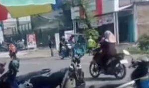 Tiga Orang Dilarikan Ke Rumah Sakit Setelah Alami Kecelakaan di Kalitidu