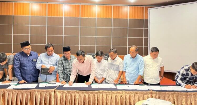 Pastikan Relawan Terlindungi JKN, Seluruh SPPG Bojonegoro Teken Komitmen dengan BPJS Kesehatan