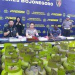 AKBP Afrian Satya Permadi, dalam rilis persnya memaparkan kronologi pengungkapan kasus penyuntikan gas LPG