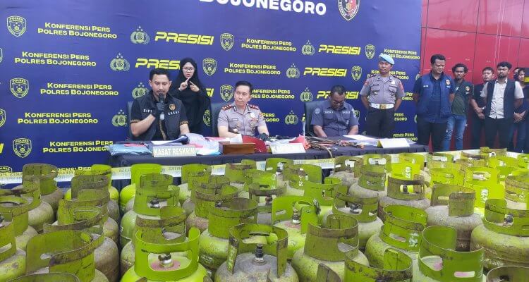 AKBP Afrian Satya Permadi, dalam rilis persnya memaparkan kronologi pengungkapan kasus penyuntikan gas LPG