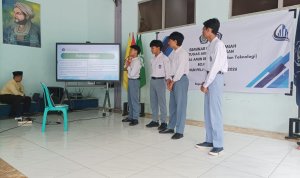 Santri SMA MBS Al Amin Bojonegoro, dalam seminar karya ilmiah