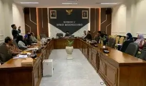 Rapat Bersama Komisi C, BPR Bojonegoro Tegaskan Konser Ungu Catat Laba Rp19 Juta