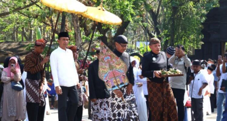 Tradisional Ruwatan Murwakala 2026 Digelar di Kayangan Api Bojonegoro