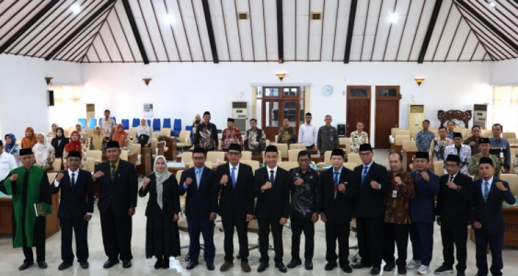 Dewan Pendidikan Bojonegoro Dilantik, Bupati Dorong Tingkatkan SDM untuk Pembangunan Daerah