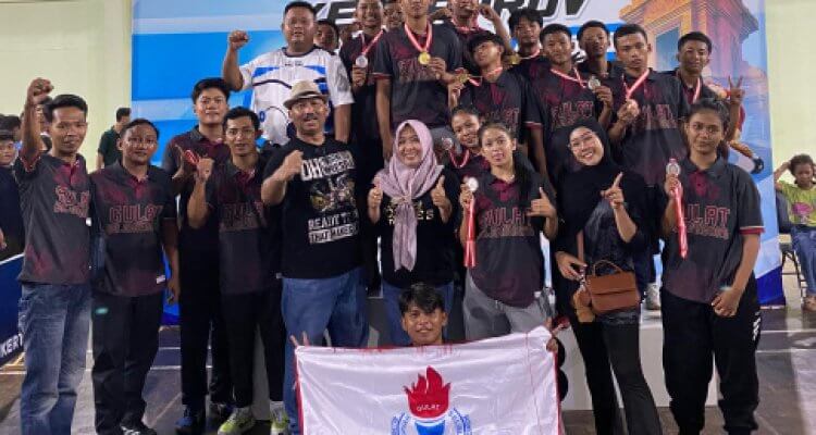 Sabet 15 Medali, Tim Gulat Bojonegoro Tembus Posisi 4 Besar di Kejurprov Jatim
