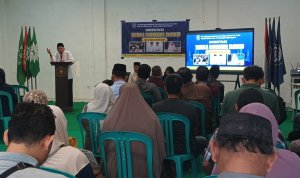 WhatsApp Image 2026-07-05 at 20.41.17 Ratusan wali santri baru mendapatkan pembekalan mengenai sistem pendidikan