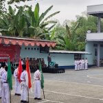 Para santri PP MBS Al Amin Bojonegoro Gelar Upacara Peringatan HUT RI Ke 81