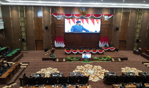 Rapat Paripurna diikuti oleh Bupati dan Wakil Bupati Bojonegoro, Ketua dan Wakil Ketua DPRD Bojonegoro, Forkompimda serta seluruh Organisasi Perangkat Daerah (OPD)