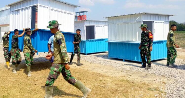 Satgas TMMD 129 Bojonegoro Gotong ‘Lapak Masa Depan’ Demi UMKM Kesongo