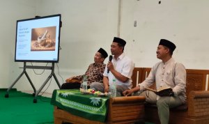 Ponpes MBS Al Amin dan STIKES Bojonegoro menjadi langkah nyata membangun budaya hidup sehat
