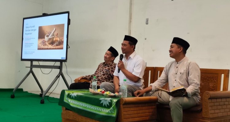 Ponpes MBS Al Amin dan STIKES Bojonegoro menjadi langkah nyata membangun budaya hidup sehat