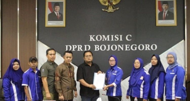 Serikat Buruh Sampaikan Aspirasi ke DPRD Bojonegoro