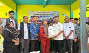 BULOG dan Komisi IV DPR RI Kawal Penyaluran Bantuan Pangan Beras di Bojonegoro-Tuban