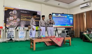 WhatsApp Image 2026-09-19 at 14.58.46 Santri tampilkan karya teknologi inovatif, bangun budaya riset sejak kelas 7